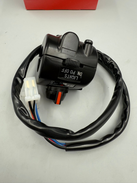 YAMAHA LENKERSCHALTER RECHTS SWITCH HANDLE RIGHT RD250LC RD350LC 4L0-83975-00 NEU